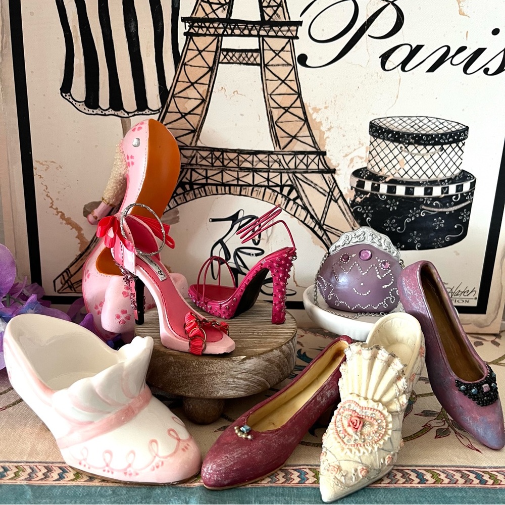 Whimsical Fancy Lot of 8 Miniature Shoes & Handbag Figurines Mauve Purple Pink